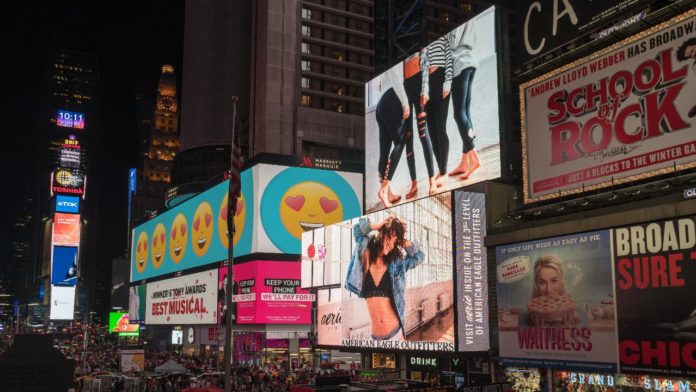 4 Golden Rules of Banner and Billboard Advertising